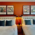 Beautiful Waterside Apartment Near Old Trafford